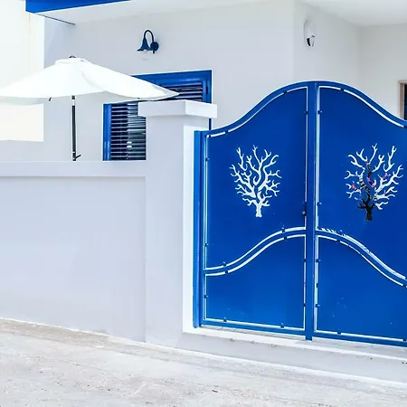 Corallo Blu Salento مارينا دي مانكافيسا